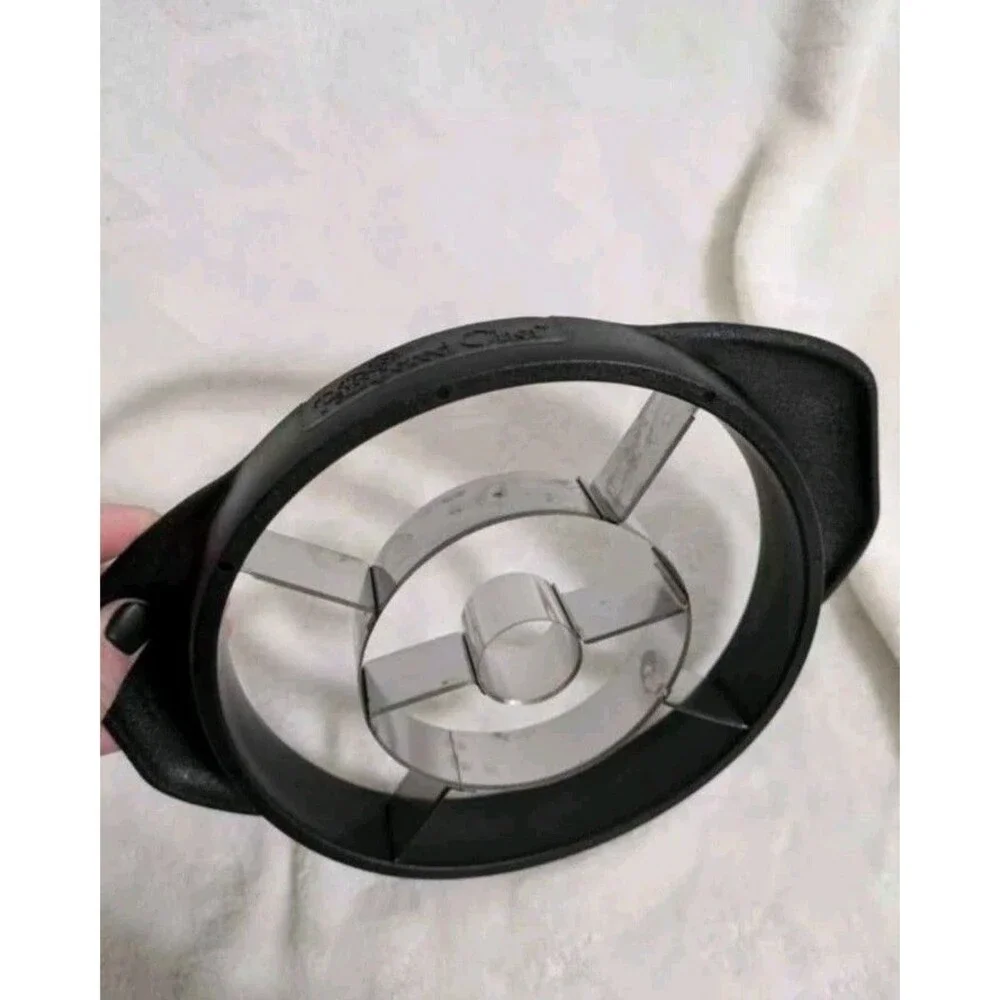 Pampered Chef Pineapple Cutter (No Guard)
